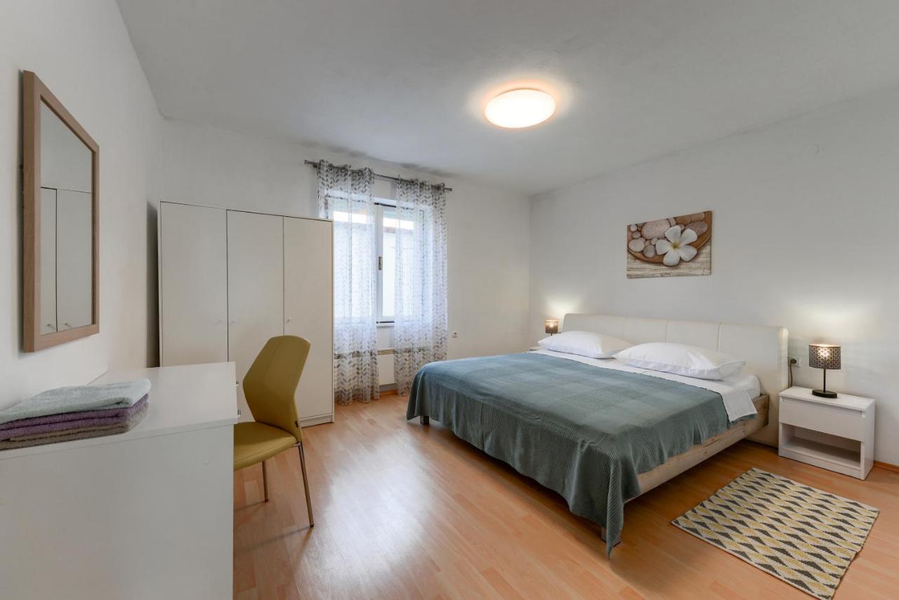 Apartman Klarin Задар Екстериор снимка